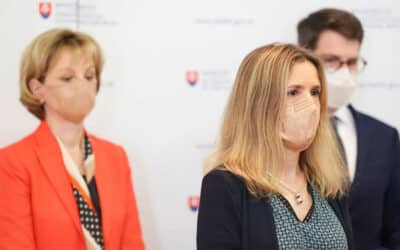 Konzílium žiada tvrdý trojtýždňový lockdown či zatvorenie škôl.