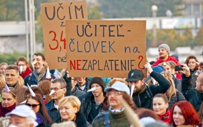 Učitelia sa hnevajú. Pôjdu do štrajku?