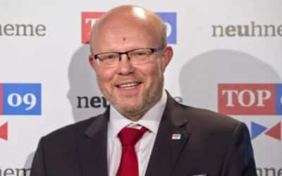 Vlastimil Válek: Povinné očkovanie nie je správna cesta.