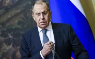 Lavrov: Rusko je pripravené na akékoľvek sankcie zo strany Západu.