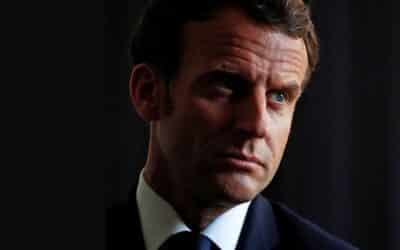 Žádná restaurace, žádné divadlo. Naštvu vás, vzkázal Macron neočkovaným.