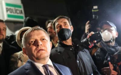 Polícia odmietla trestné oznámenie o krádeži v kancelárii Fica.