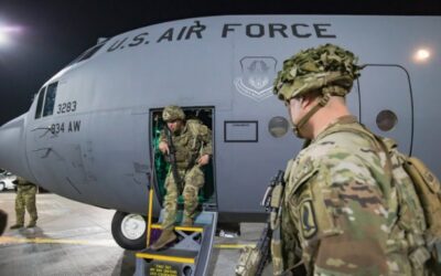 NATO kvůli Rusku rozmístí další jednotky na východě. Zásah na Ukrajině nechystá.