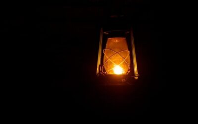 Připravte lampy pro Čecha bude tma! A 74. výročí.