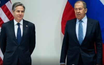 Diplomaté Ruska a USA intenzivně jednají. Polsko zatím slíbilo Ukrajině protiletecké střely.