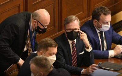 Sněmovna schválila novelu pandemického zákona, přehlasovala senátní veto.