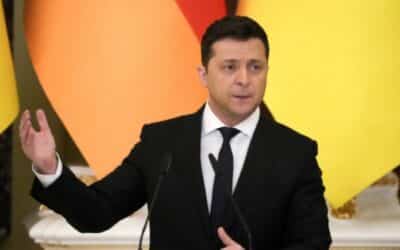 Zelenskyj vyzval na okamžité prímerie a obnovenie rozhovorov s Ruskom.