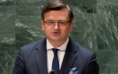 Kuleba na Twitteri: Rusko začalo totálnu inváziu Ukrajiny.