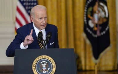 „Sľubujem vám, že Nord Stream 2 zatvoríme,“ odkázal Biden Rusom, ak zaútočia na Ukrajinu.