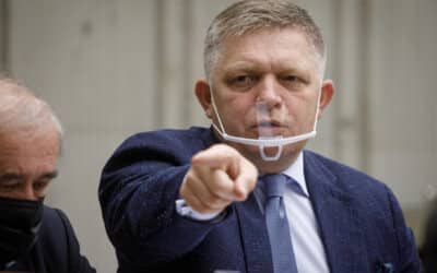 Fico po schválení dohody s USA nešetrí kritikou: Spúšťame petičnú akciu!