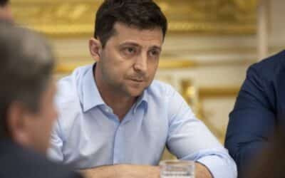 Zelenskyj obvinil Rusko z jadrového terorizmu.
