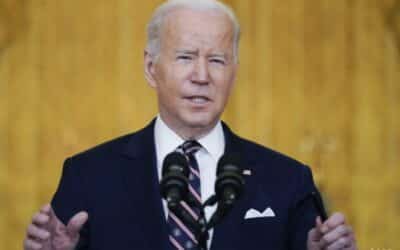 Biden oznámil ďalšie financie aj protilietadlové systémy pre Ukrajinu.