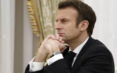 Macron: Musíme sa pripraviť na ekonomické dôsledky vojny, čakajú nás ťažké časy.