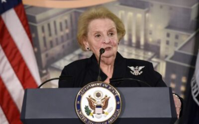 Vo veku 84 rokov zomrela bývalá americká diplomatka M. Albrightová.