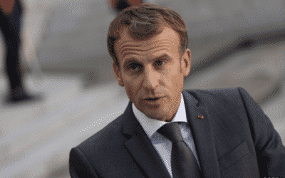 Macron: Obviniť Rusko z genocídy by mohlo viesť k rozšíreniu vojny.