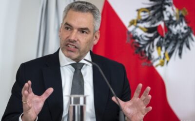 Karl Nehammer: Neutralita Rakúska je trvalá.