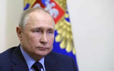 Kremeľ: Putin zvažuje naviazať rubeľ na zlato.