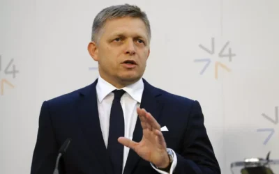 Vláda likviduje opozici, píše Fico evropským lídrům.