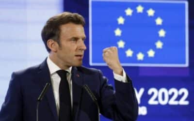 Macron vyzval na vytvorenie „európskeho politického spoločenstva“.
