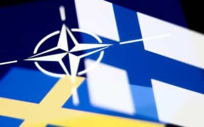 Fínsko a Švédsko podajú v stredu žiadosť o členstvo v NATO.