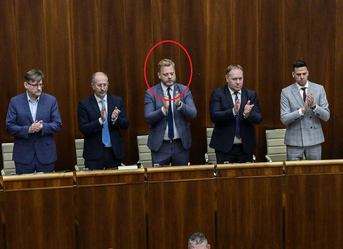 bratislava-nr-sr-parlament-ukrajina-zelenskyj-nestandard1