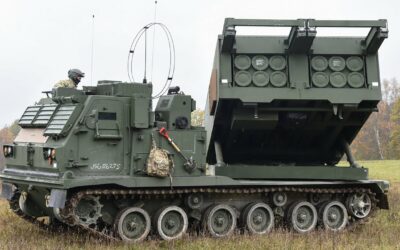 CNN: USA zvažujú, že Ukrajine poskytnú delostrelecký salvový systém.