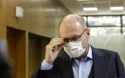 Smer-SD podá vo štvrtok návrh na vyslovenie nedôvery R. Sulíkovi.