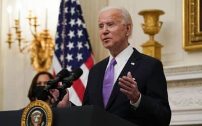Flash – Biden: zvažujeme přímý nákup ruské ropy,abychom snížili ceny benzínu v USA.