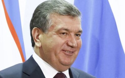 Prezident Uzbekistanu obvinil z rozpútania nepokojov zahraničné sily.
