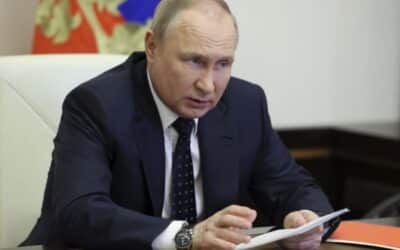 Putin varoval EÚ, že dodávky zemného plynu môžu klesať aj ďalej.