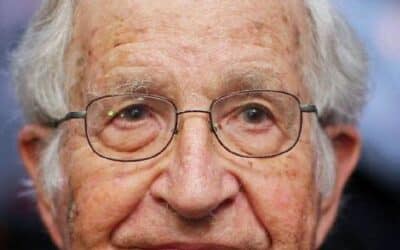 Chomsky: Návrh na prijatie Ukrajiny do NATO bol provokáciou. Nemáme právo hrať sa na apoštolov morálky.