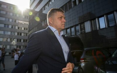 Fico po stretnutí so Sulíkom: Podporíme návrh na znárodnenie elektriny a plynu. V Za ľudí stretnutie kritizujú.