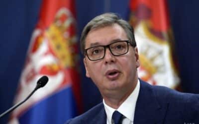 Srbsko varovalo, že bude chrániť kosovských Srbov, ak to nespraví NATO.