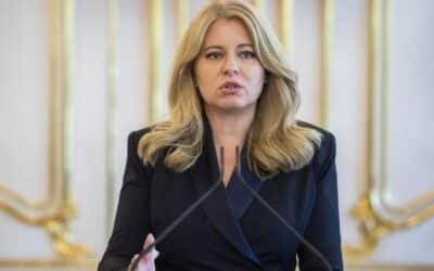 Odkazy od Fica nepotrebujem, povedala Čaputová. V súvislosti s referendom bude konať v súlade s ústavou.