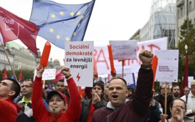 Odboráři v Praze protestovali proti zdražování. Vyzvali vládu, aby pomohla lidem.