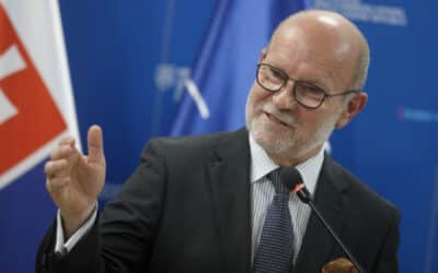 Slovensko sa zapojí do výcviku ukrajinských vojakov. Ukrajina sa musí ubrániť Rusku, tvrdí minister Káčer.