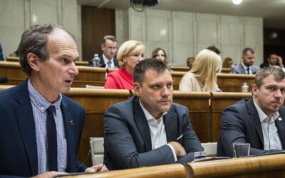 TARABA A KUFFOVCI ZRADILI A HLASOVALI ZA ODLOŽENIE HLASOVANIA O NEDÔVERE VLÁDY NESCHOPNOSTI!