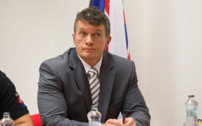 Kto sa teraz ospravedlní Zurianovi? Mikulec alebo Hamran? Príkaz na domovú prehliadku bývalého šéfa NAKA bol nezákonný.
