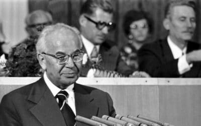 Dr. Gustáv Husák bol kontroverznou postavou našich dejín. Dnes by sa dožil 110 rokov.