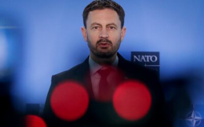 Fico odmieta zbrane pre Ukrajinu. Podľa Hegera tým ohrozuje vzťahy so spojencami.