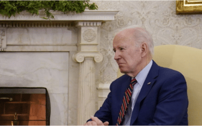 Americký prezident Joe Biden dorazil nečakane do Kyjeva.
