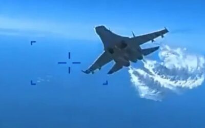 Dôkaz o ruskom útoku: Pentagón zverejnil záber stíhačky, ktorá zničila americký dron nad Čiernym morom.