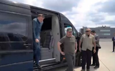 Velitelia z nacistického práporu Azov sa vrátili z Turecka na Ukrajinu. Dohoda s Ruskom je tak porušená.