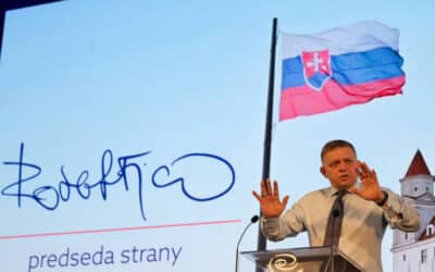 Robert Fico chce Beňovú v europarlamente, kandidovať sa chystá aj Blaha. Premiér má v pláne pozmeniť názov strany.