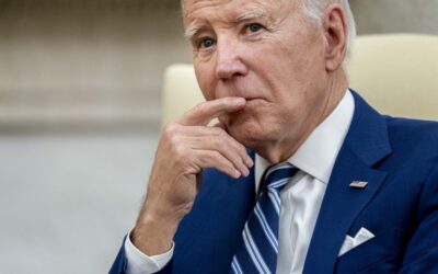 Biden je v zložitej pozícii.