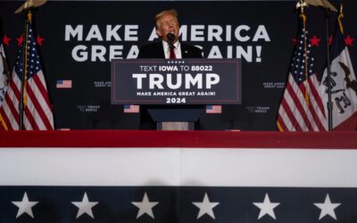 Trump zvíťazil v primárkach v štáte Iowa.