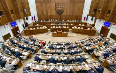 Poslanci prelomili veto prezidentky, schválili opätovne kompetenčný zákon.