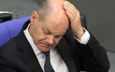 Už i kancléř Scholz přiznává, že německá vláda je v problémech.