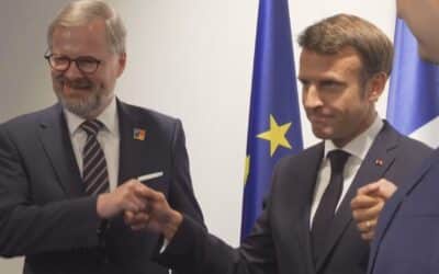 Paříž hostí summit o pomoci Ukrajině. Fiala čeká debatu o zbrojních kapacitách.
