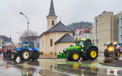 Blokády ciest, kolóny a traktory v uliciach. Štvrtok štartuje najväčší protest farmárov v histórii, ktorým úsekom sa radšej vyhnúť?